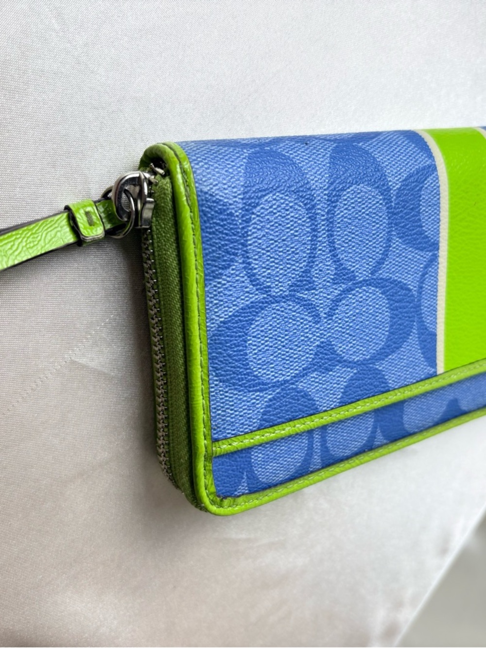 Coach Zip Around Accordion Wallet - Picture 7 of 8